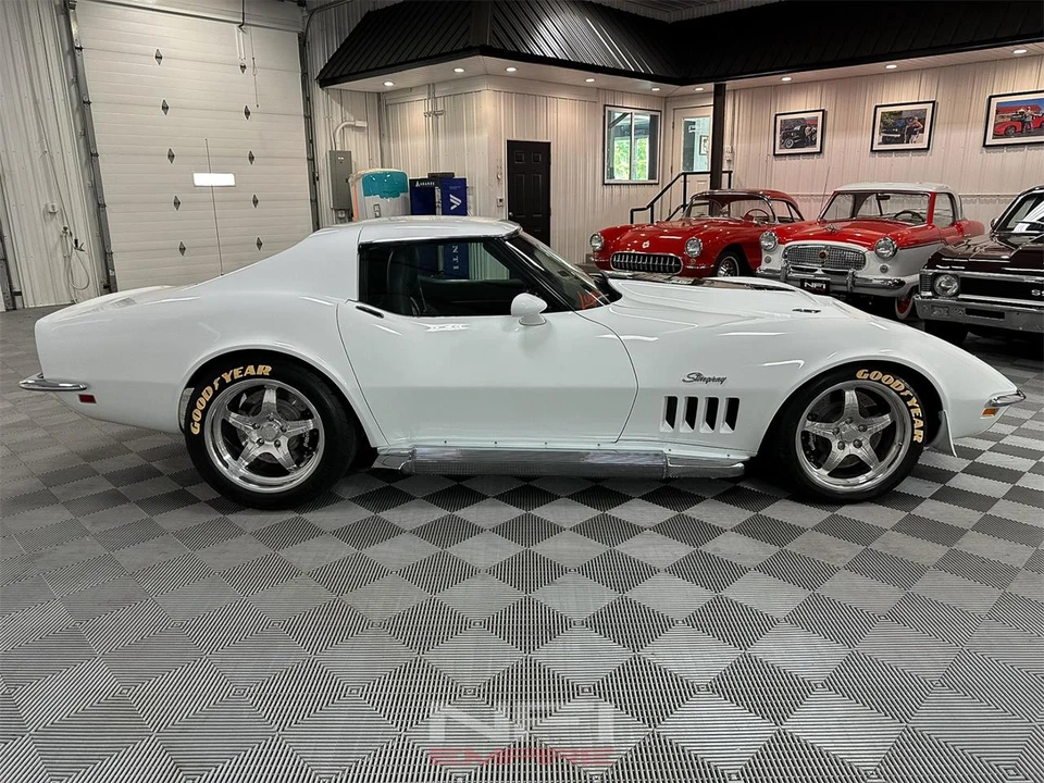 1969 Chevrolet Corvette C3 - Image 6 of 31