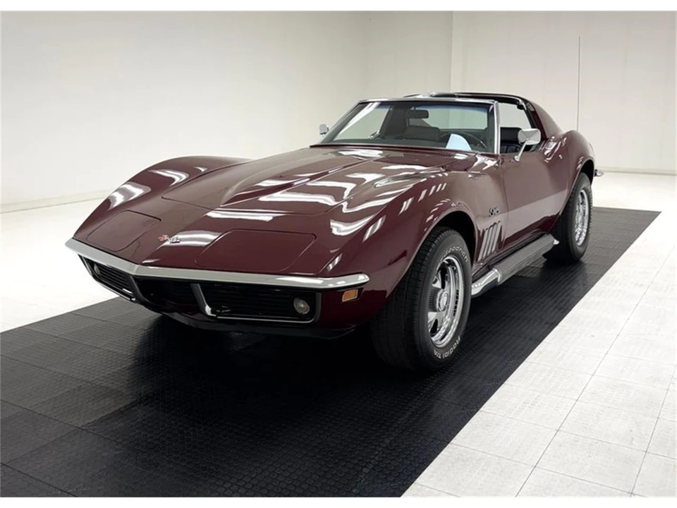 1969 Chevrolet Corvette C3 - Image 2 of 31