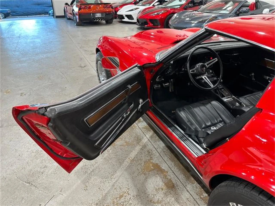 1969 Chevrolet Corvette C3 - Image 14 of 30