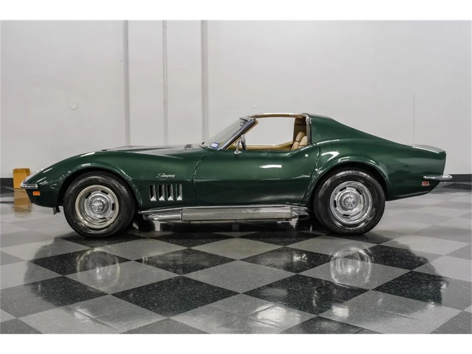 1969 Chevrolet Corvette C3 - Image 2 of 31