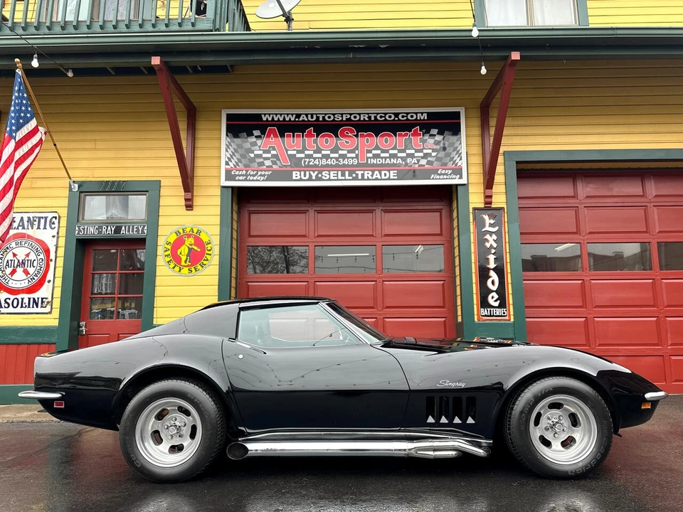 1969 Chevrolet Corvette C3 - Image 2 of 12