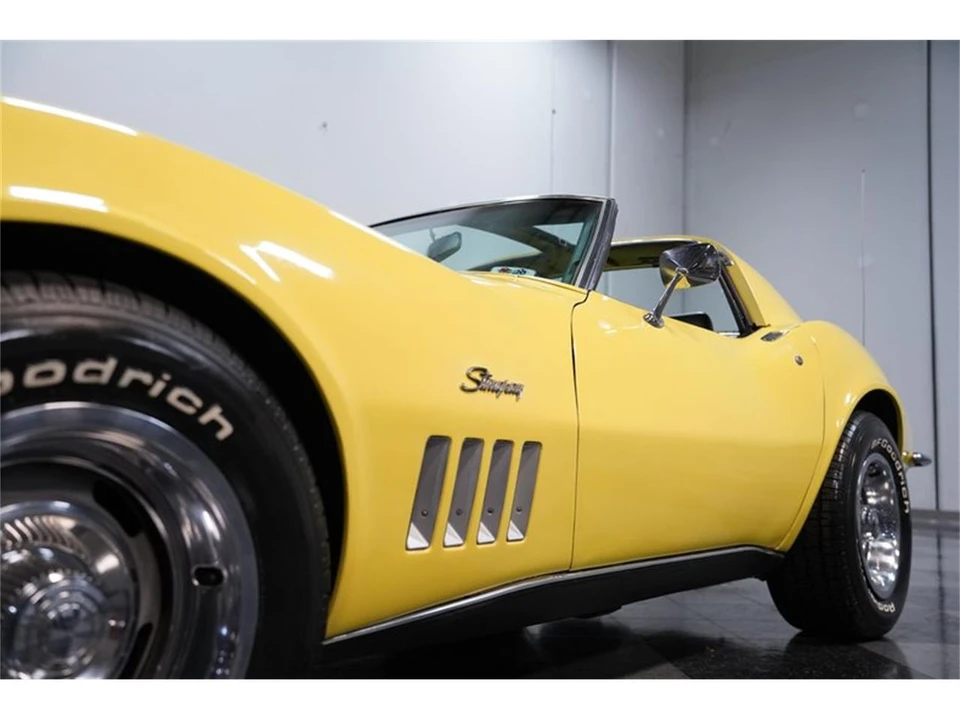 1969 Chevrolet Corvette C3 - Image 18 of 31