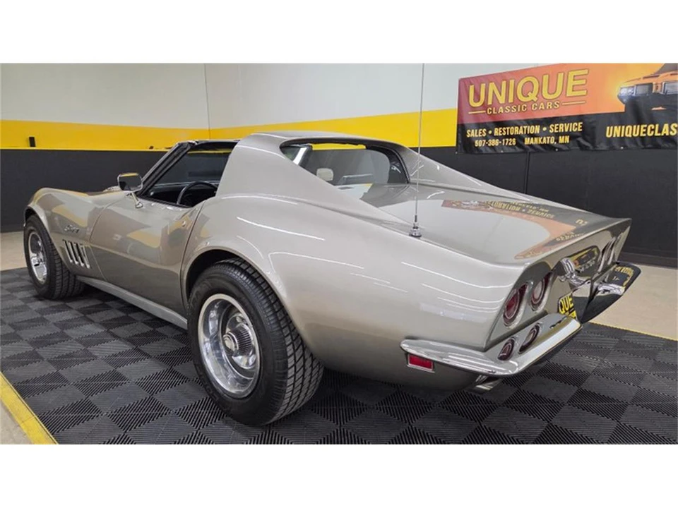 1969 Chevrolet Corvette C3 - Image 6 of 31