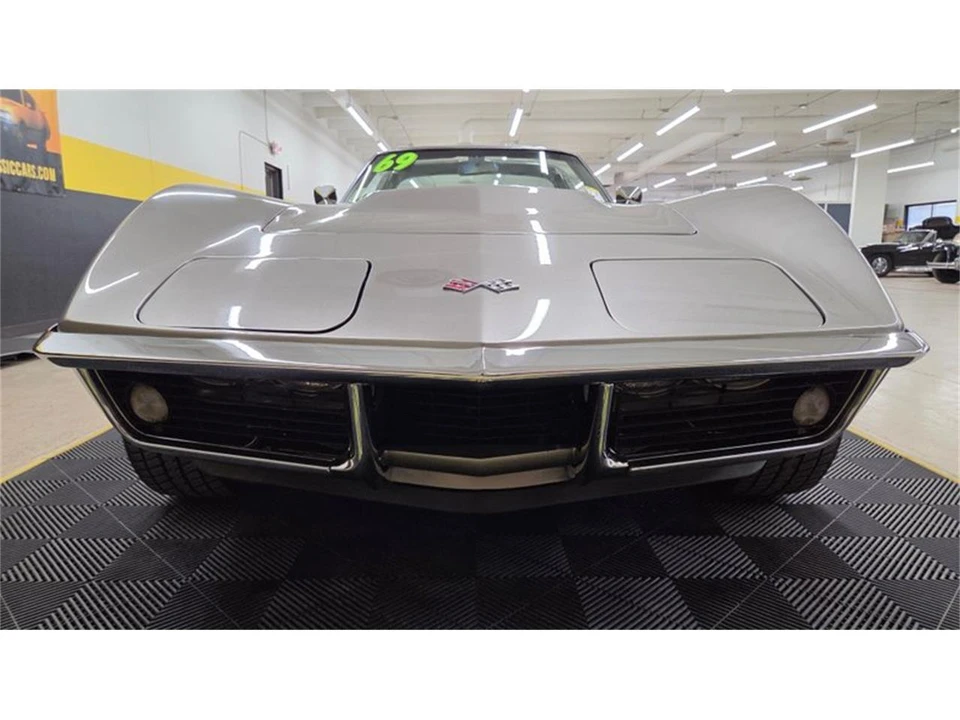 1969 Chevrolet Corvette C3 - Image 8 of 31
