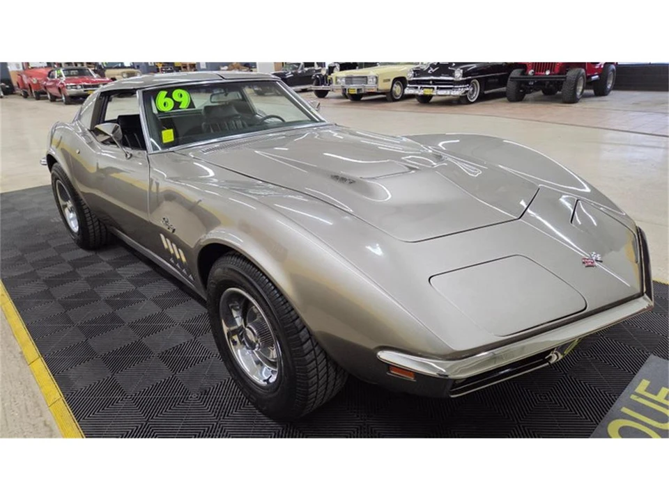 1969 Chevrolet Corvette C3 - Image 23 of 31