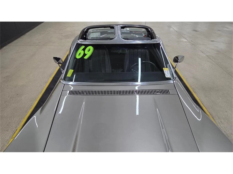 1969 Chevrolet Corvette C3 - Image 13 of 31