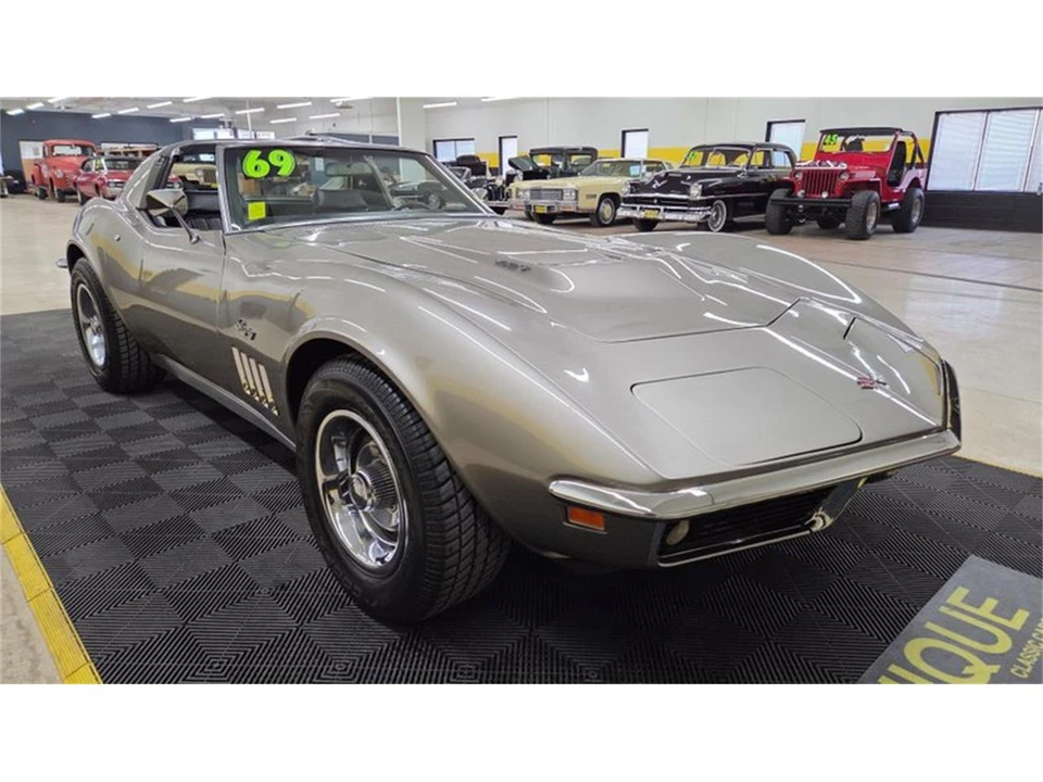 1969 Chevrolet Corvette C3 - Image 3 of 31
