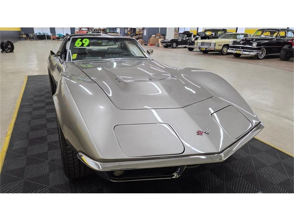 1969 Chevrolet Corvette C3 - Image 9 of 31