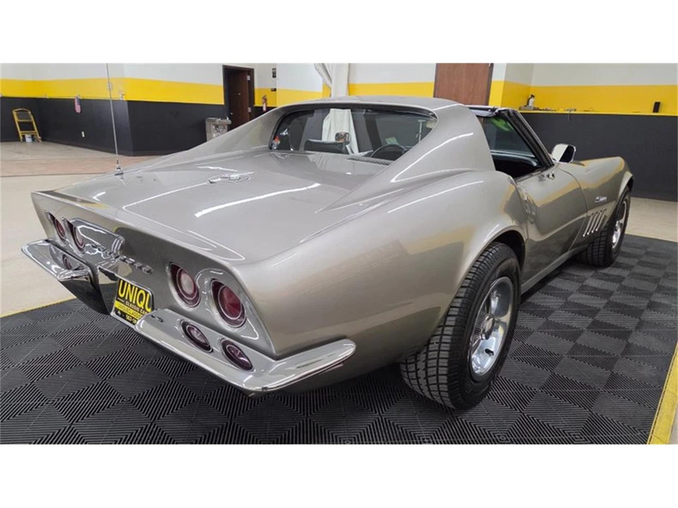 1969 Chevrolet Corvette C3 - Image 4 of 31