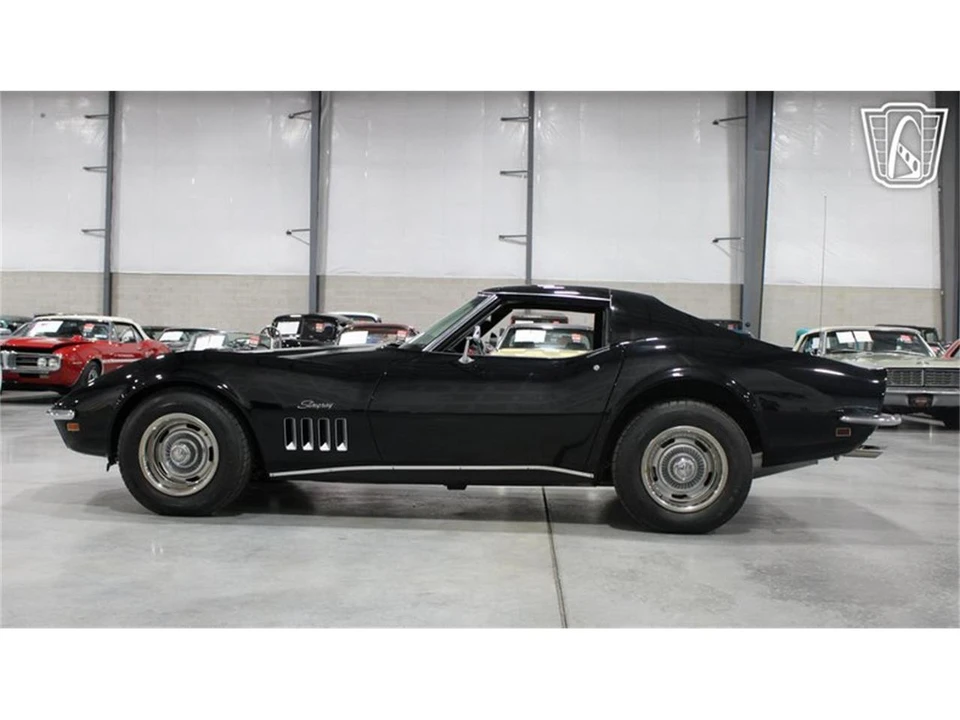 1969 Chevrolet Corvette C3 - Image 13 of 31