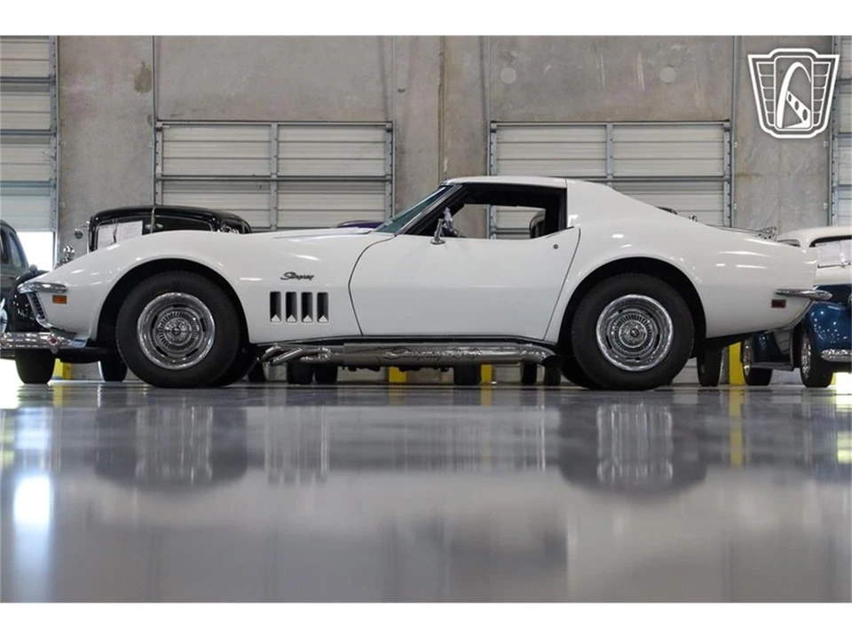 1969 Chevrolet Corvette C3 - Image 12 of 31