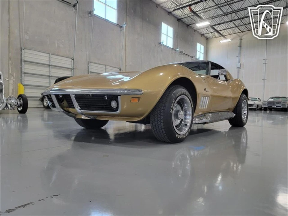 1969 Chevrolet Corvette C3 - Image 8 of 31