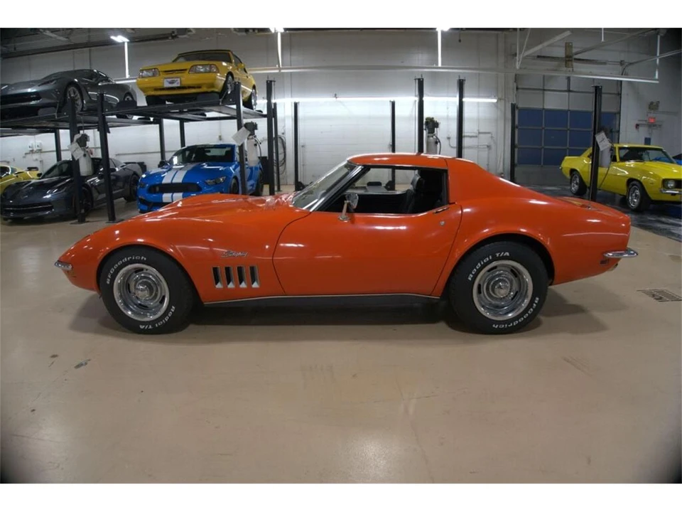 1969 Chevrolet Corvette C3 - Image 2 of 31