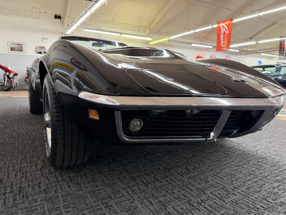 1969 Chevrolet Corvette C3 - Image 11 of 31