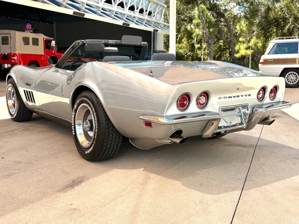 1969 Chevrolet Corvette C3 - Image 9 of 12