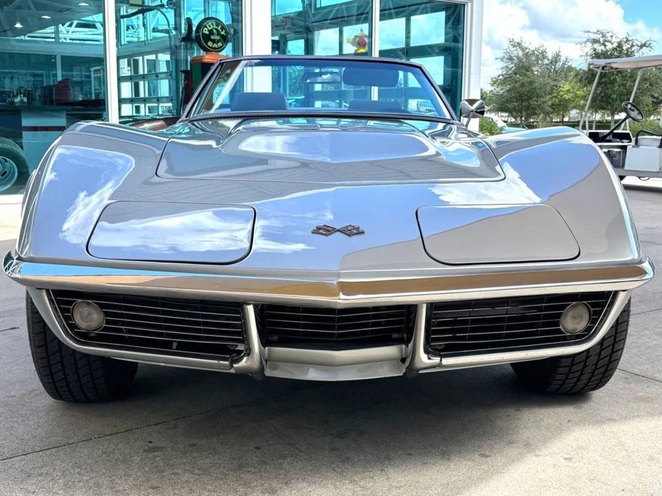 1969 Chevrolet Corvette C3 - Image 2 of 31