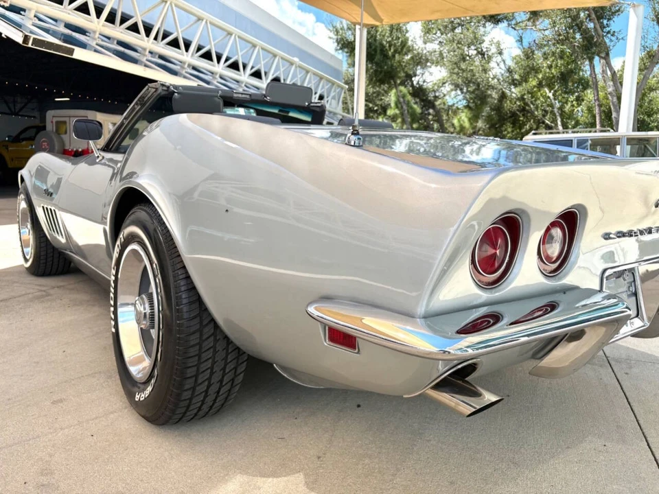1969 Chevrolet Corvette C3 - Image 14 of 31