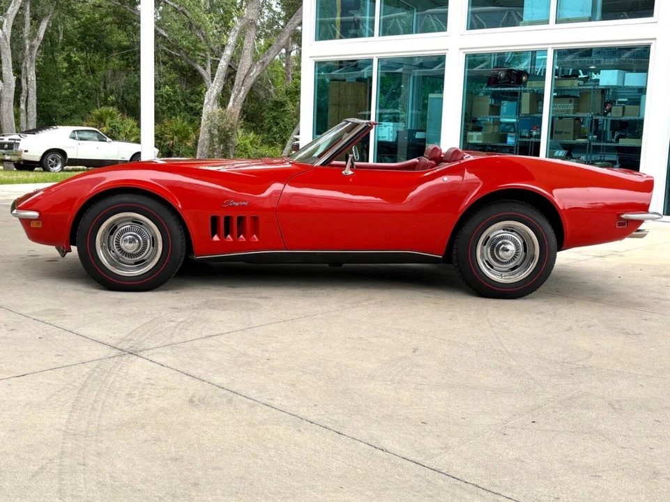 1969 Chevrolet Corvette C3 - Image 10 of 31