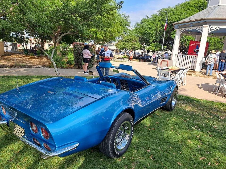 1969 Chevrolet Corvette C3 - Image 4 of 25