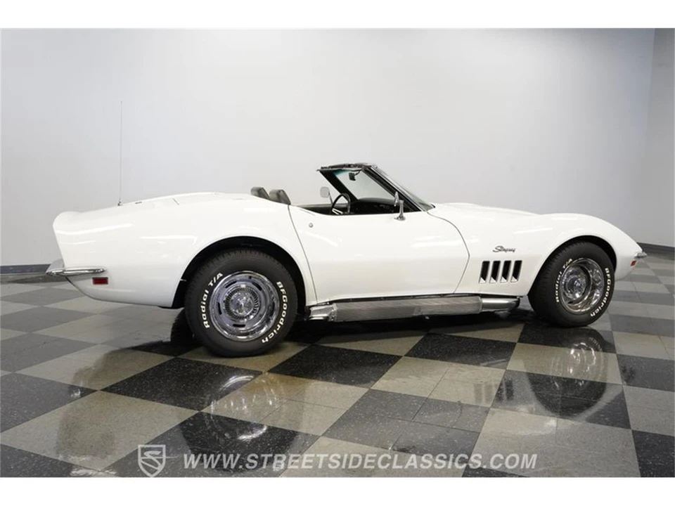 1969 Chevrolet Corvette C3 - Image 12 of 31