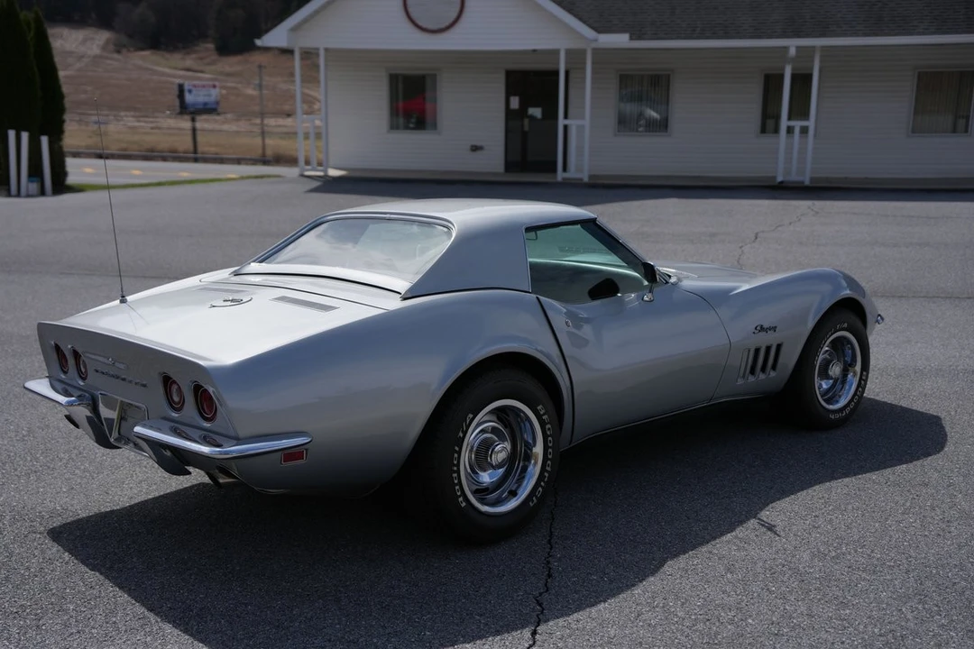 1969 Chevrolet Corvette C3 - Image 5 of 31