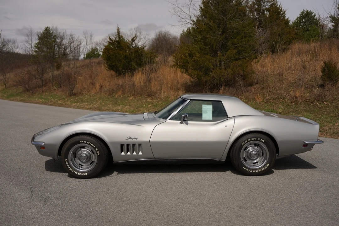 1969 Chevrolet Corvette C3 - Image 8 of 31