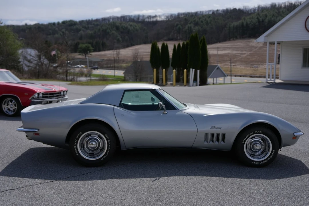 1969 Chevrolet Corvette C3 - Image 4 of 31