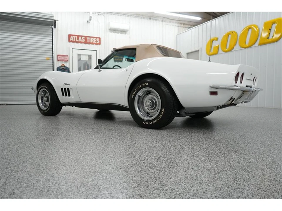 1969 Chevrolet Corvette C3 - Image 9 of 31