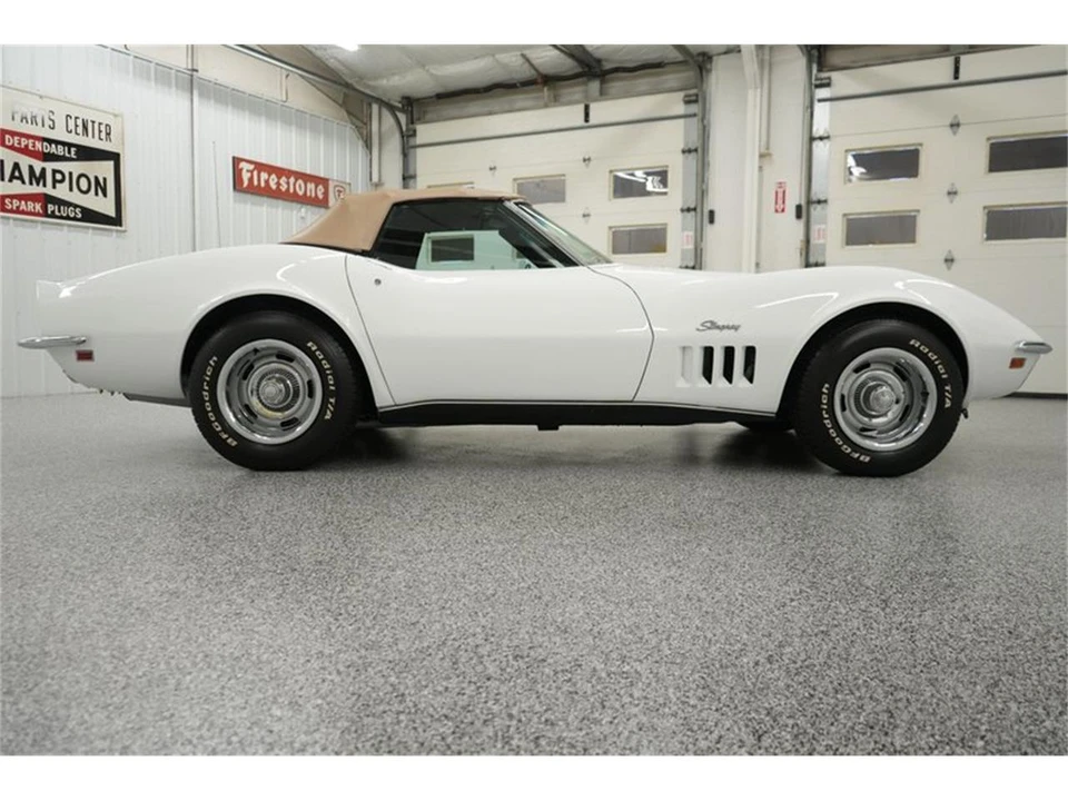 1969 Chevrolet Corvette C3 - Image 12 of 31