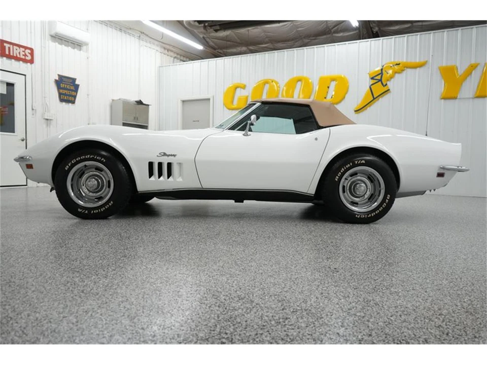 1969 Chevrolet Corvette C3 - Image 6 of 31