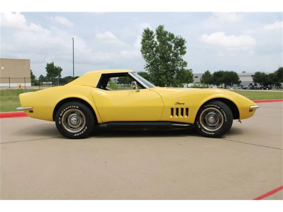1969 Chevrolet Corvette C3 - Image 18 of 31