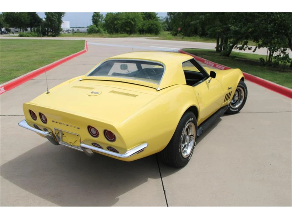 1969 Chevrolet Corvette C3 - Image 14 of 31