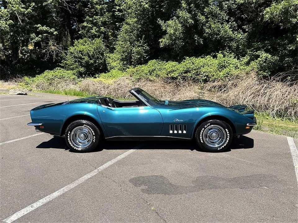 1969 Chevrolet Corvette C3 - Image 10 of 31