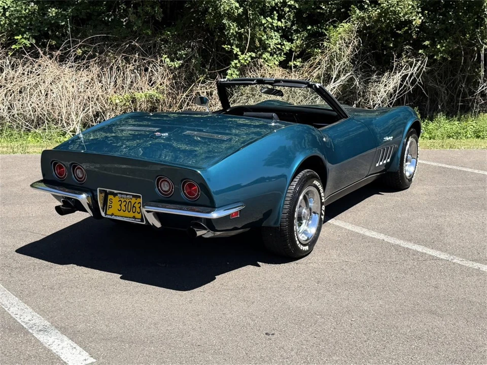 1969 Chevrolet Corvette C3 - Image 2 of 22