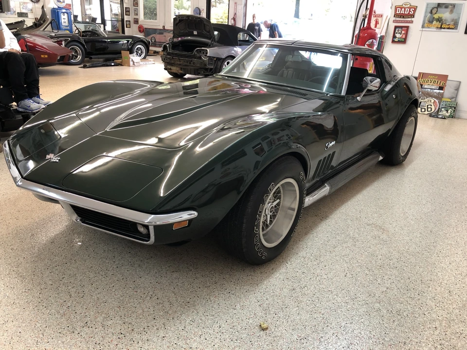 1969 Chevrolet Corvette C3 - Image 17 of 31