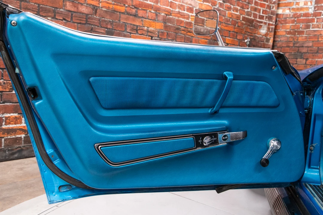 1969 Chevrolet Corvette C3 - Image 27 of 31