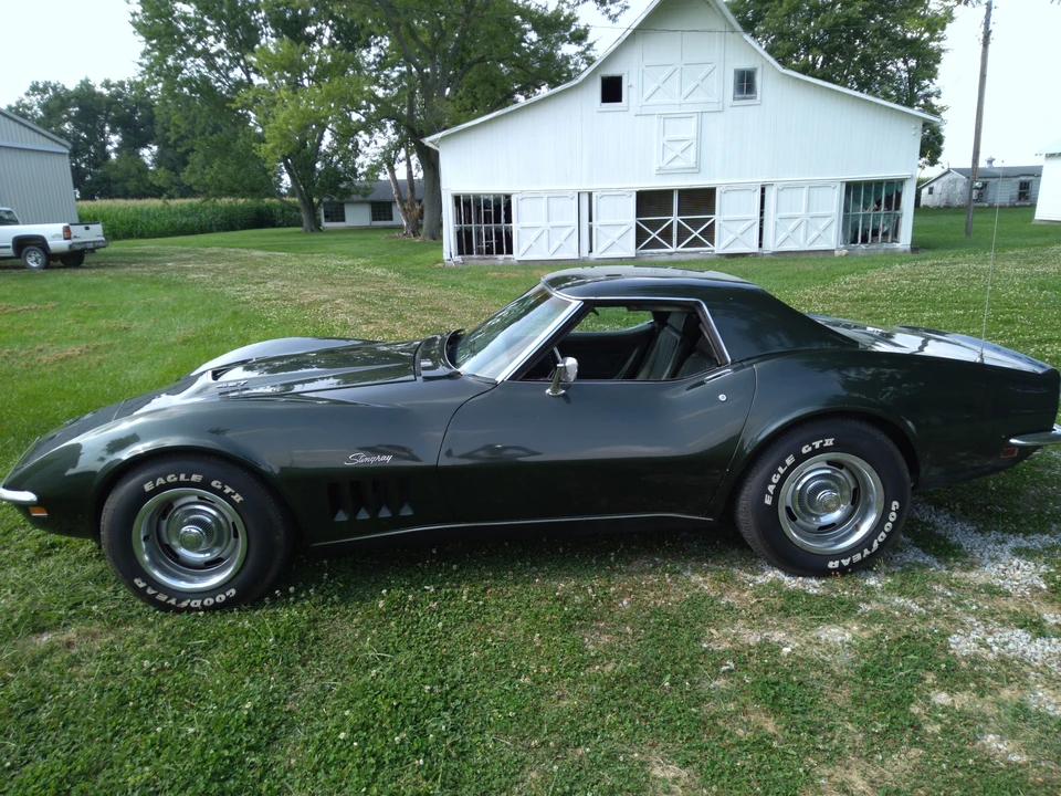 1969 Chevrolet Corvette C3 - Image 2 of 8