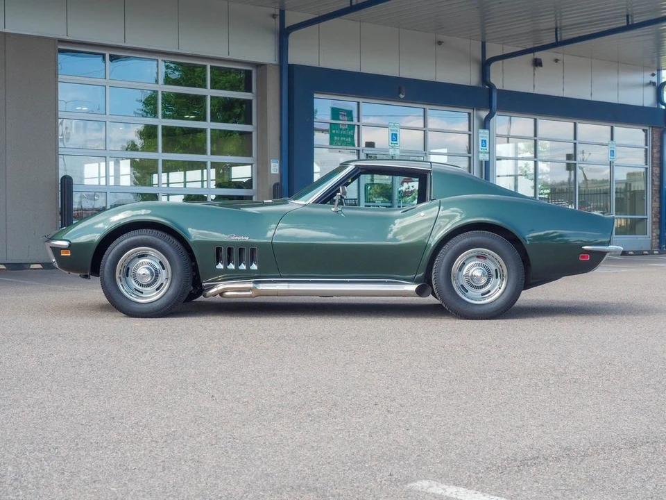 1969 Chevrolet Corvette C3 427 & 454 - Image 10 of 31