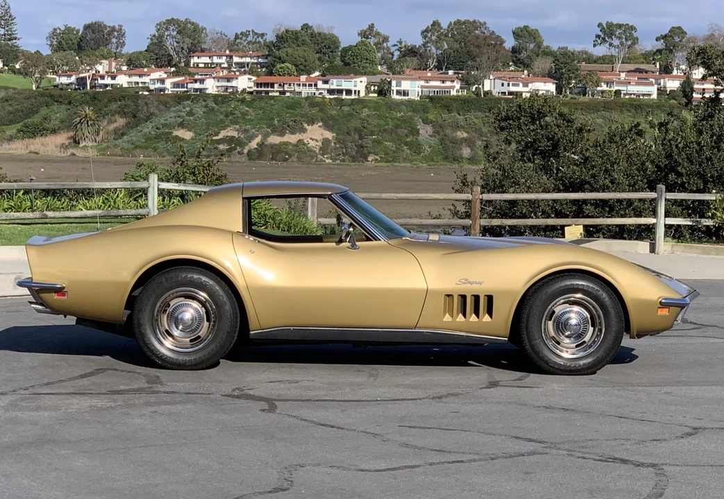1969 Chevrolet Corvette C3 - Image 10 of 21