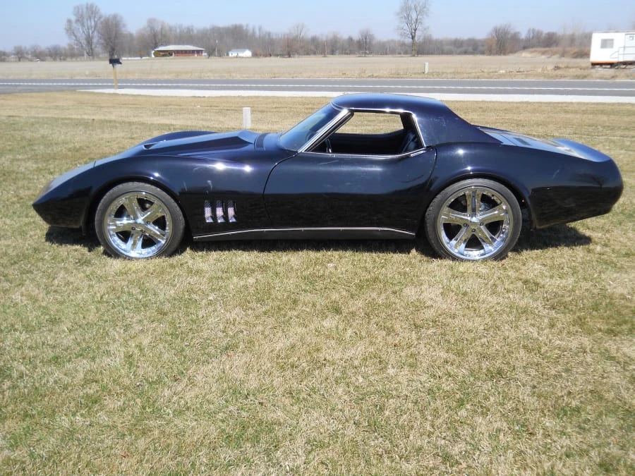 1969 Chevrolet Corvette C3 - Image 2 of 9
