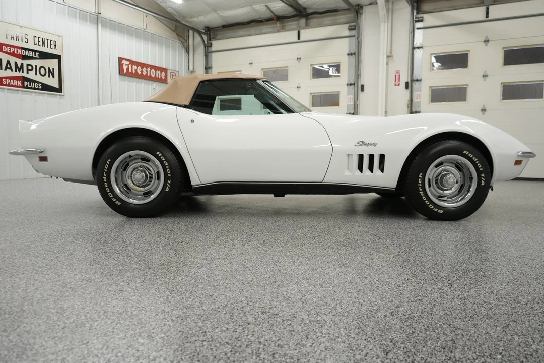 1969 Chevrolet Corvette C3 - Image 13 of 31