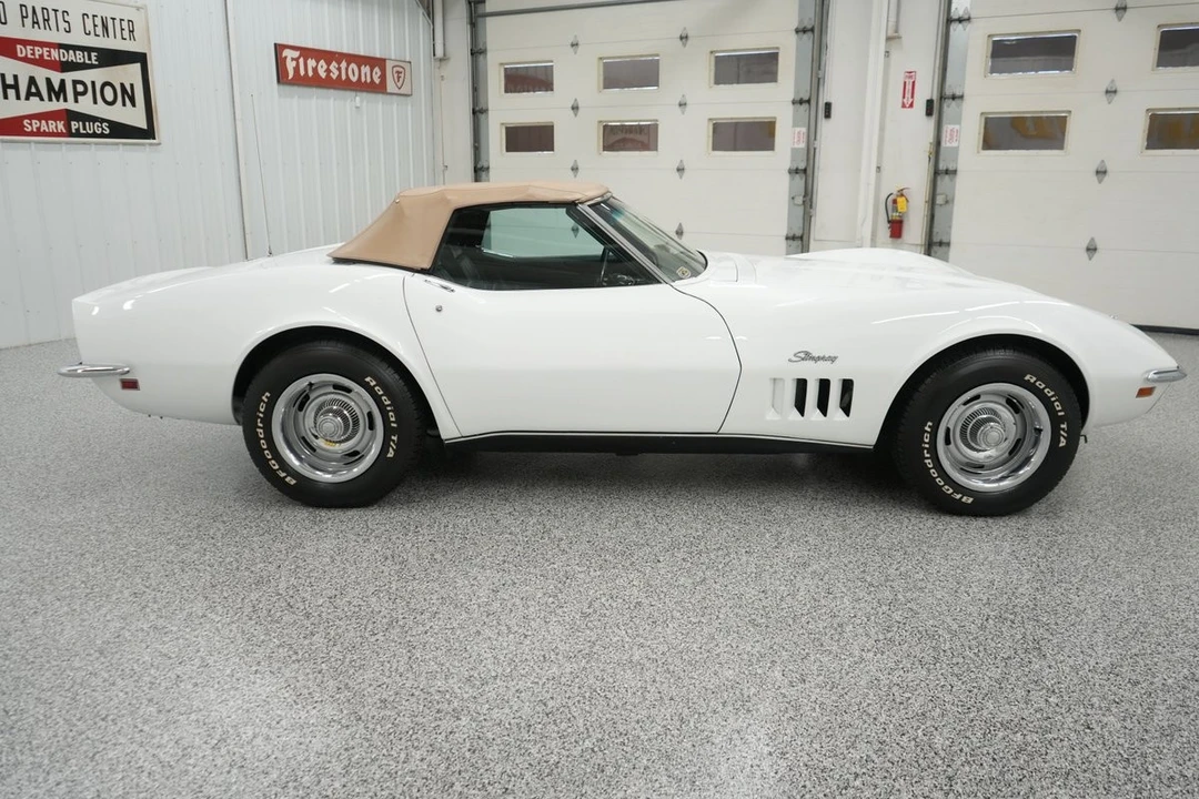 1969 Chevrolet Corvette C3 - Image 11 of 31