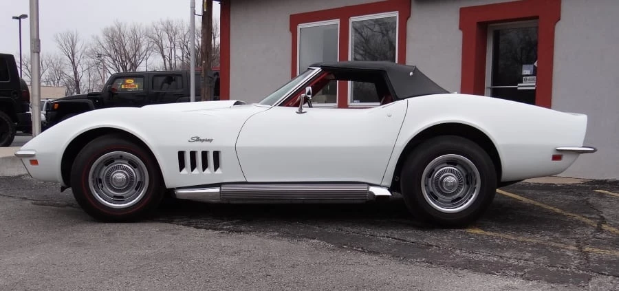 1969 Chevrolet Corvette C3 - Image 2 of 11