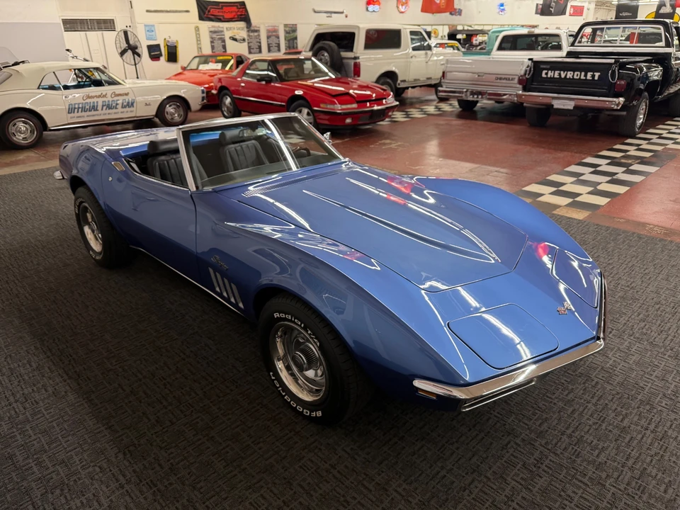 1969 Chevrolet Corvette C3 - Image 2 of 31
