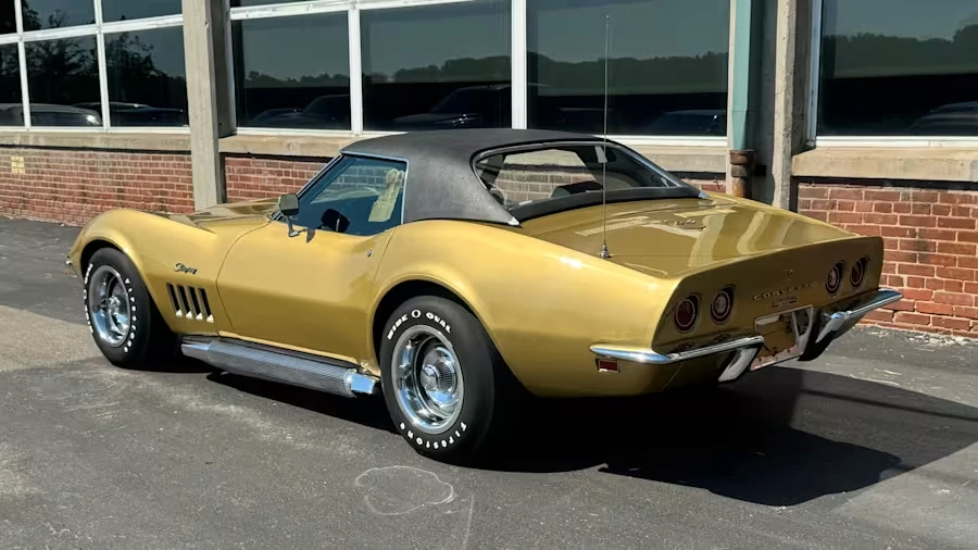 1969 Chevrolet Corvette C3 - Image 3 of 21