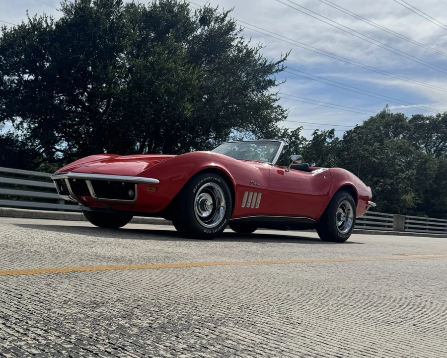 1969 Chevrolet Corvette C3 - Image 2 of 31