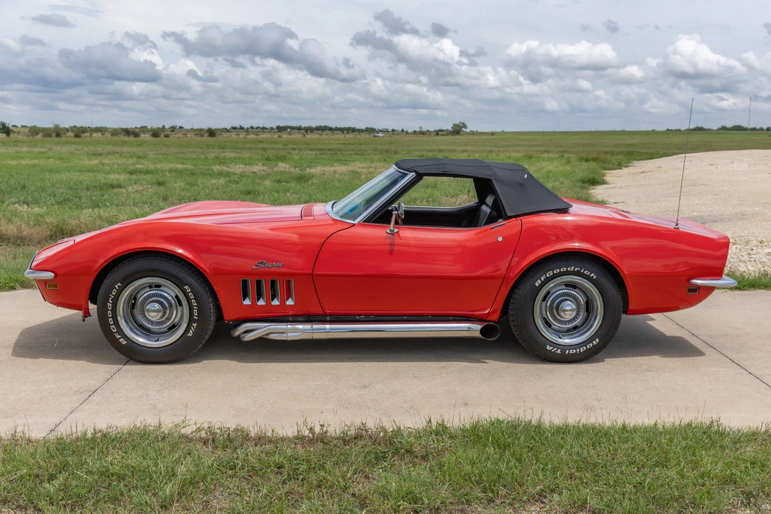 1969 Chevrolet Corvette C3 - Image 14 of 31