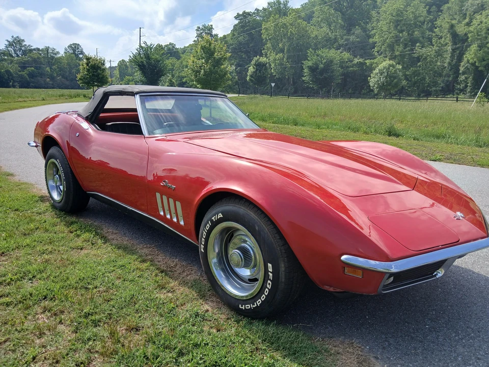 1969 Chevrolet Corvette C3 - Image 17 of 31