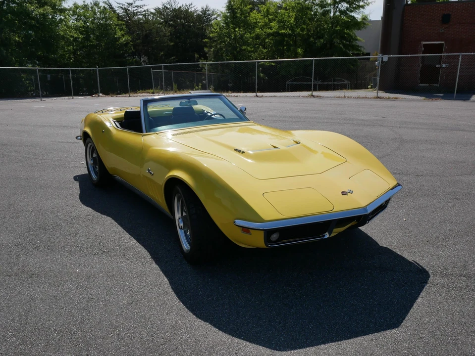 1969 Chevrolet Corvette C3 - Image 2 of 31