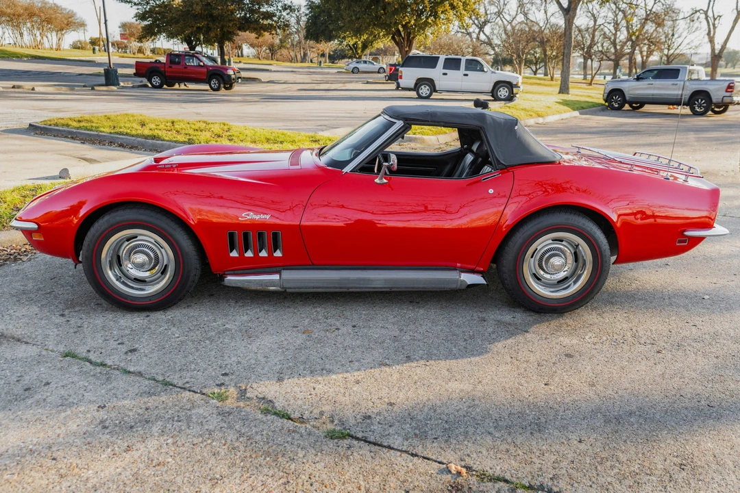 1969 Chevrolet Corvette C3 - Image 17 of 31